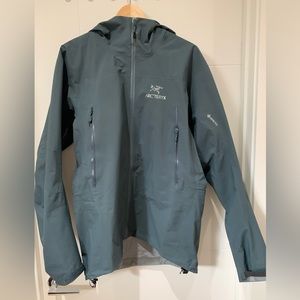 New Arc’teryx Zeta AR jacket - Men’s Medium